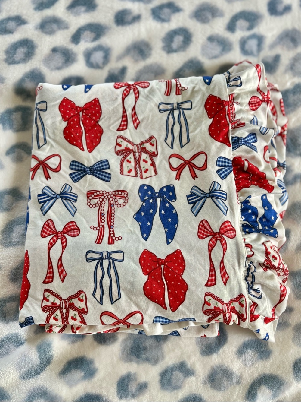 In my Jammers 4th of July Bows toddler blanket